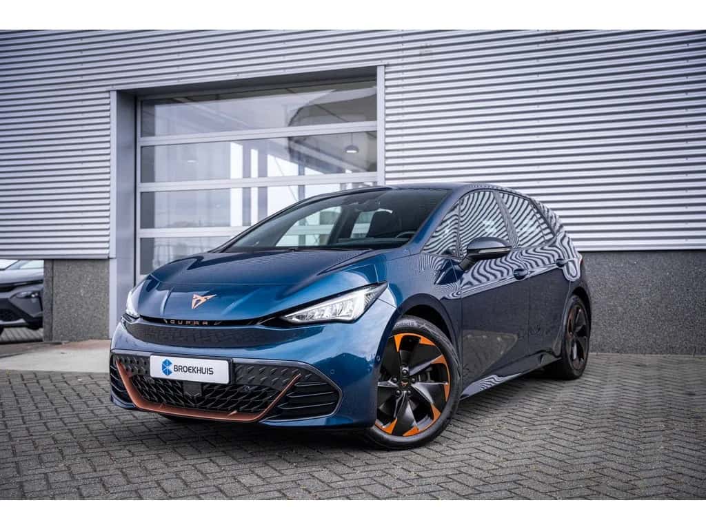 CUPRA Born (2024) — foto 1