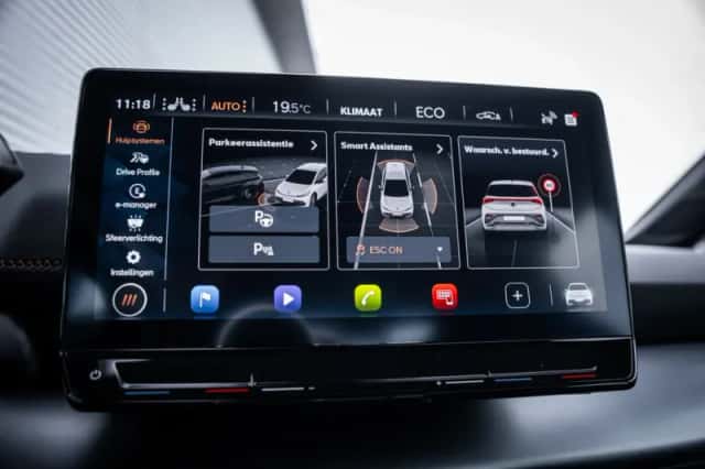 CUPRA Born (2024) thumbnail 24