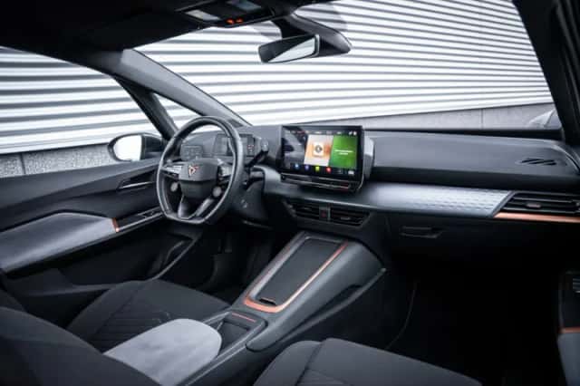 CUPRA Born (2024) thumbnail 33