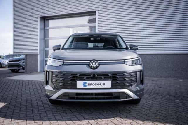Volkswagen Tayron (2025) thumbnail 4