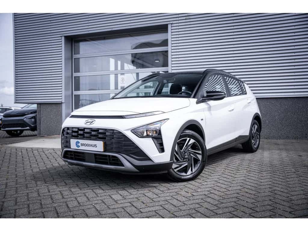 Hyundai BAYON (2024) — foto 1