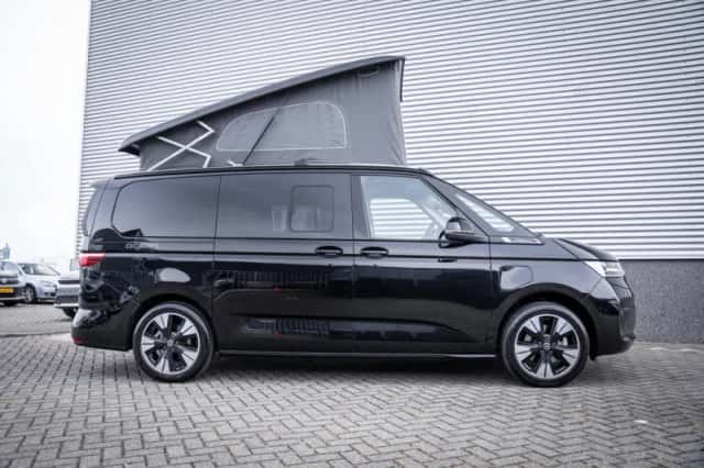 Volkswagen California (2025) thumbnail 2