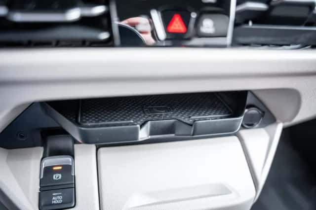 Volkswagen California (2025) thumbnail 32