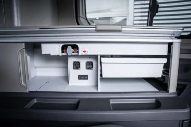 Volkswagen California (2025) thumbnail 43