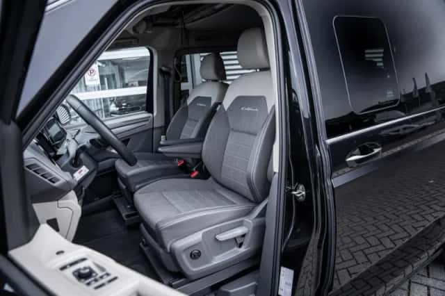 Volkswagen California (2025) thumbnail 10