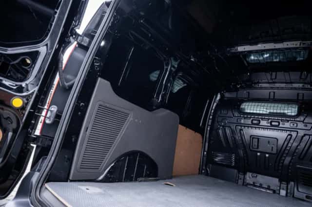 Ford Transit Connect (2023) thumbnail 14