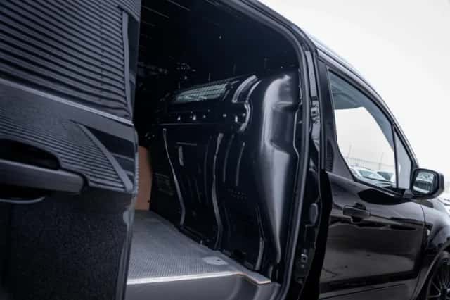 Ford Transit Connect (2023) thumbnail 16