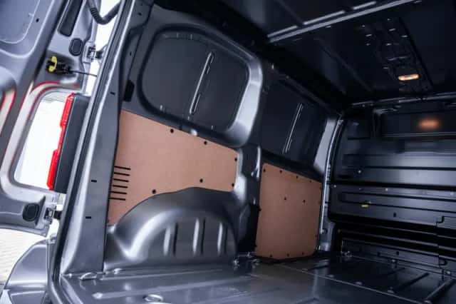 Opel Vivaro (2024) thumbnail 12