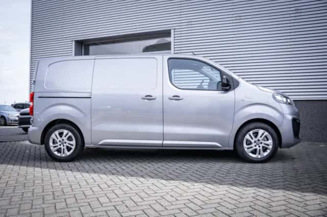 Opel Vivaro (2024) thumbnail 19