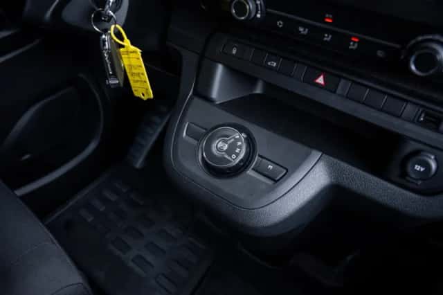 Opel Vivaro (2024) thumbnail 32