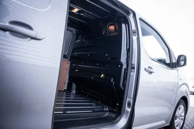 Opel Vivaro (2024) thumbnail 9