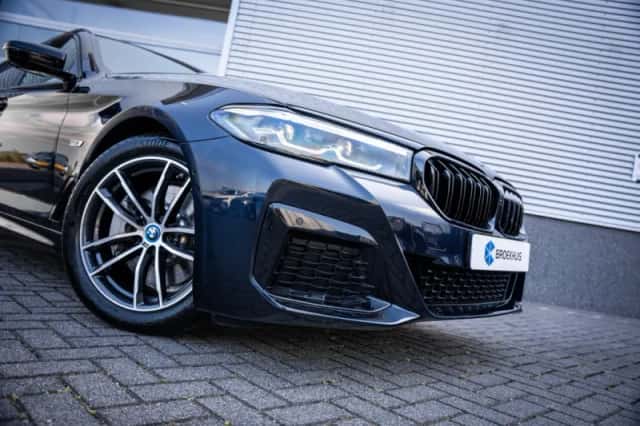 BMW 5-Serie (2024) thumbnail 3