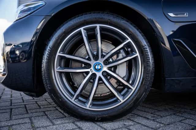 BMW 5-Serie (2024) thumbnail 8