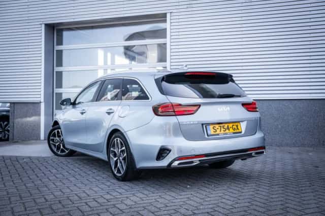 Kia Ceed Sportswagon (2023) thumbnail 12