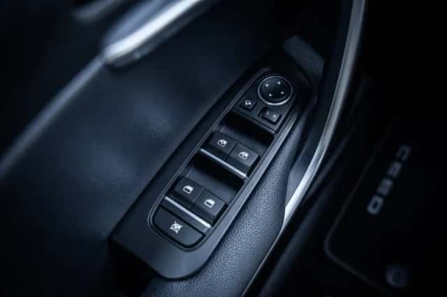 Kia Ceed Sportswagon (2023) thumbnail 23
