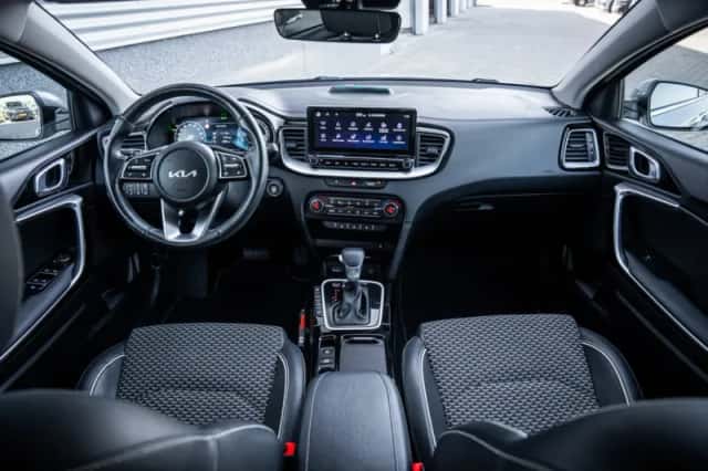 Kia Ceed Sportswagon (2023) thumbnail 33