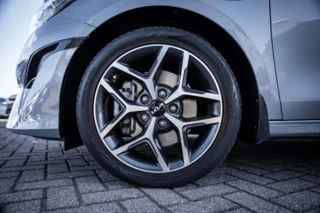 Kia Ceed Sportswagon (2023) thumbnail 7