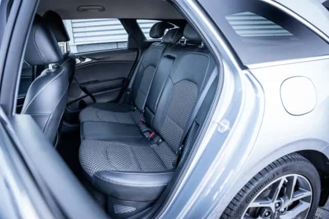 Kia Ceed Sportswagon (2023) thumbnail 9