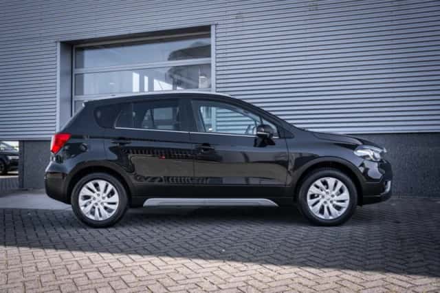 Suzuki S-Cross (2021) thumbnail 16