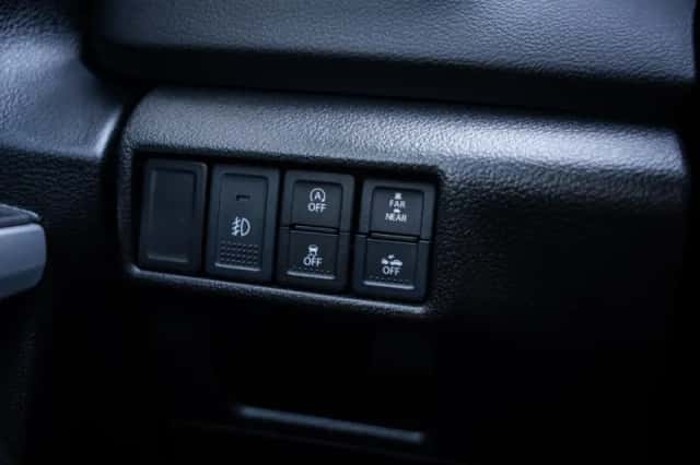 Suzuki S-Cross (2021) thumbnail 21