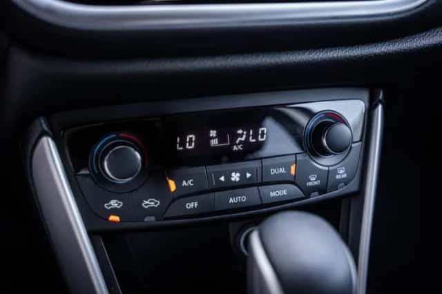 Suzuki S-Cross (2021) thumbnail 24