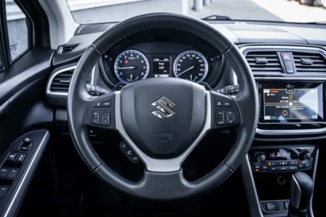 Suzuki S-Cross (2021) thumbnail 27