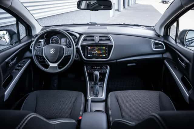 Suzuki S-Cross (2021) thumbnail 28