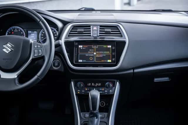 Suzuki S-Cross (2021) thumbnail 29