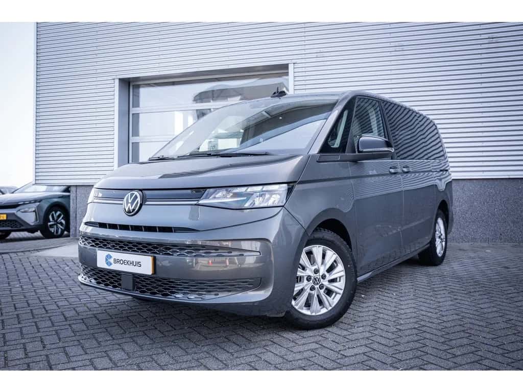 Volkswagen Multivan (2024) — foto 1