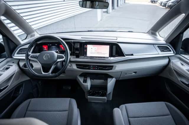 Volkswagen Multivan (2024) thumbnail 28