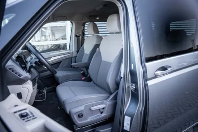 Volkswagen Multivan (2024) thumbnail 8