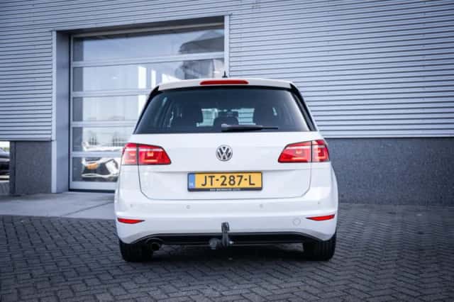 Volkswagen Golf (2016) thumbnail 14