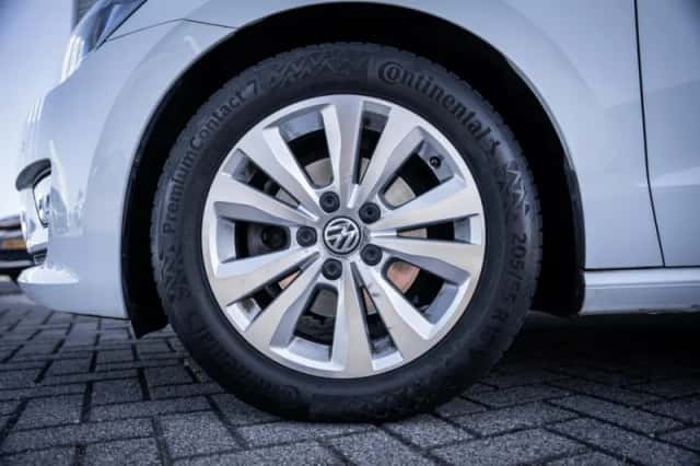 Volkswagen Golf (2016) thumbnail 8