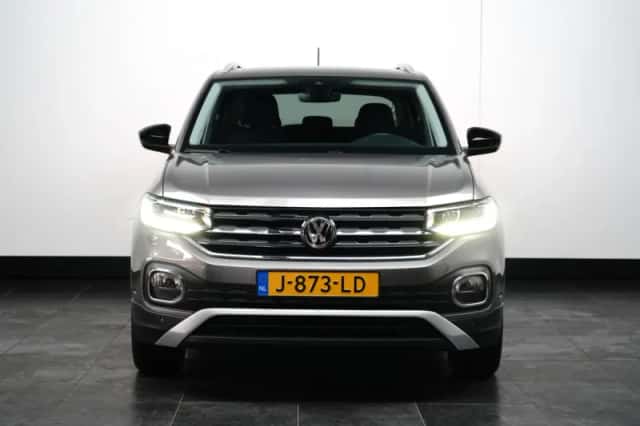Volkswagen T-Cross (2020) thumbnail 2