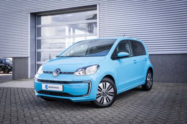 Volkswagen E-up! (2022) thumbnail 1