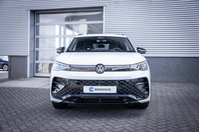 Volkswagen Tiguan (2026) thumbnail 3