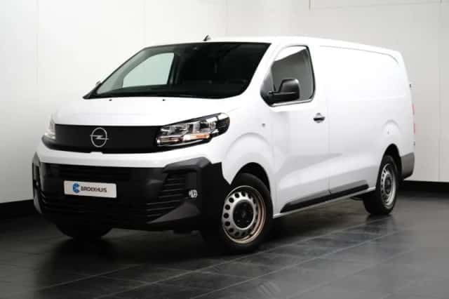 Opel Vivaro (2024) thumbnail 1