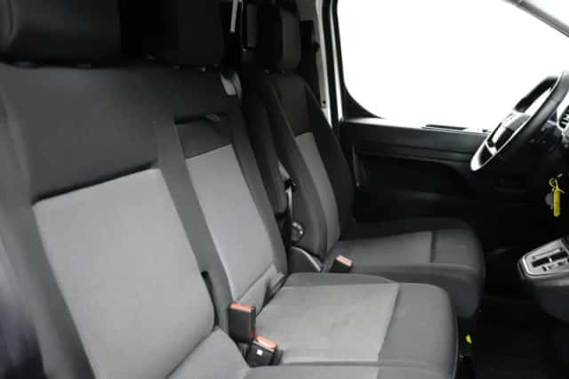 Opel Vivaro (2024) thumbnail 6