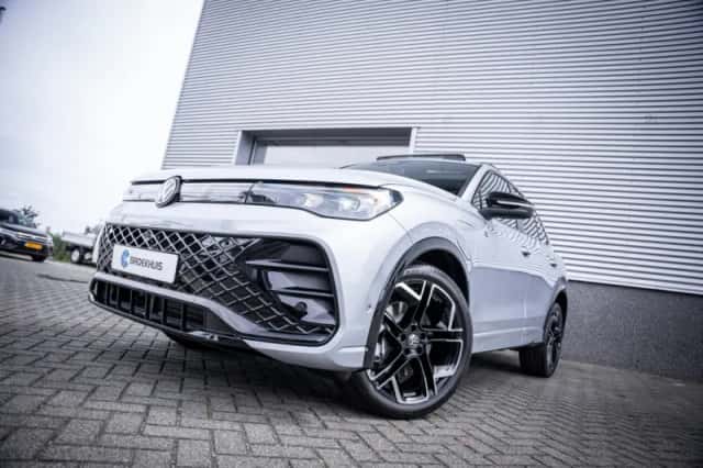 Volkswagen Tiguan (2026) thumbnail 2