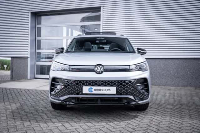 Volkswagen Tiguan (2026) thumbnail 3