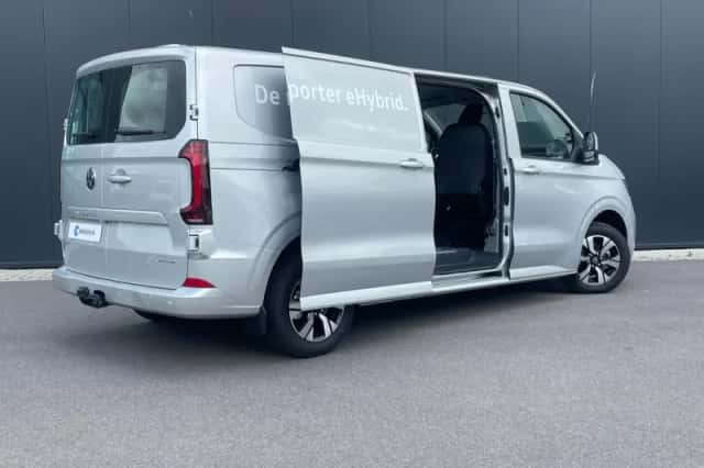 Volkswagen Transporter (2026) thumbnail 5