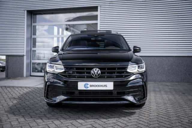 Volkswagen Tiguan (2023) thumbnail 3