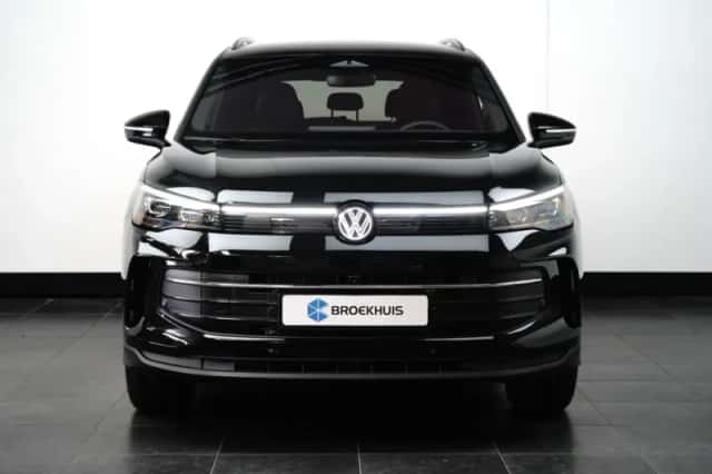 Volkswagen Tiguan (2026) thumbnail 2