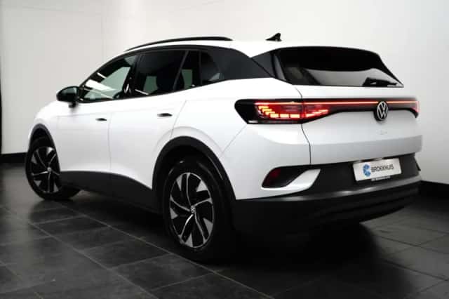 Volkswagen ID.4 (2024) thumbnail 5