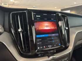 Volvo XC60 (2024) thumbnail 15