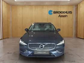 Volvo V60 (2021) thumbnail 2