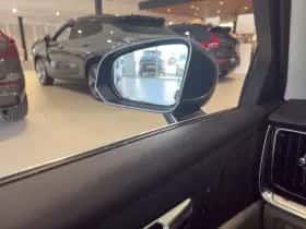 Volvo V60 (2021) thumbnail 18