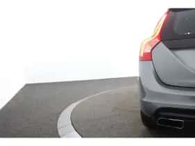 Volvo V60 (2018) thumbnail 15