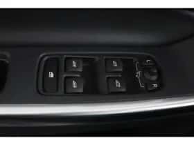 Volvo V60 (2018) thumbnail 4