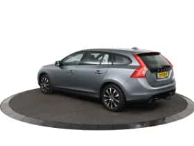 Volvo V60 (2018) thumbnail 39